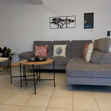 Apartment Seaside Breeze